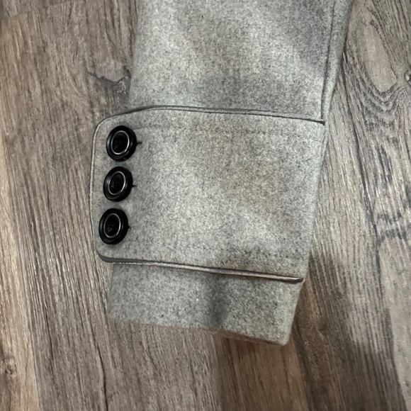 Beautiful heavy RW & co jacket size small - Picture 2 of 4